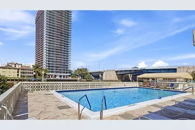 1825 S Ocean Dr #811, Hallandale Beach, FL 33009 - Photo 2
