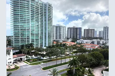 20000 E Country Club Dr #1107, Aventura, FL 33180 - Photo 1