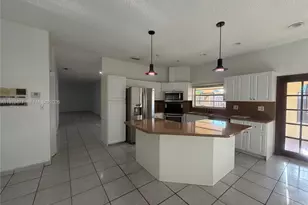 1090 NW 128th Ct, Miami, FL 33182 - Photo 34