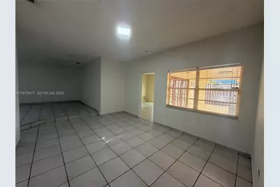 1090 NW 128th Ct, Miami, FL 33182 - Photo 10