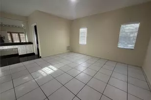 1090 NW 128th Ct, Miami, FL 33182 - Photo 26