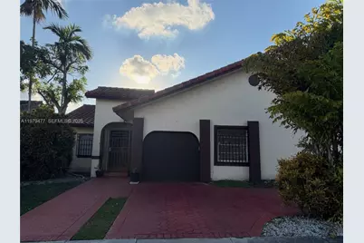 1090 NW 128th Ct, Miami, FL 33182 - Photo 2