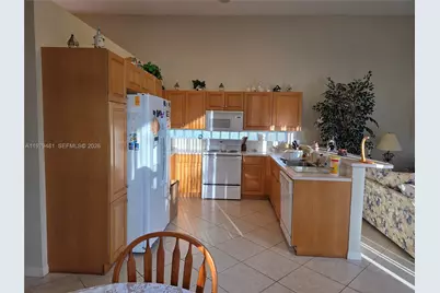 17594 SW 12th St, Pembroke Pines, FL 33029 - Photo 6