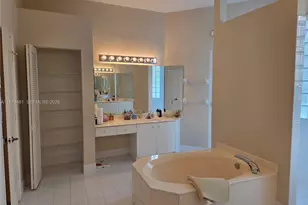 17594 SW 12th St, Pembroke Pines, FL 33029 - Photo 12