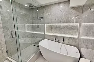 900 Bay Dr, Miami Beach, FL 33141 - Photo 30