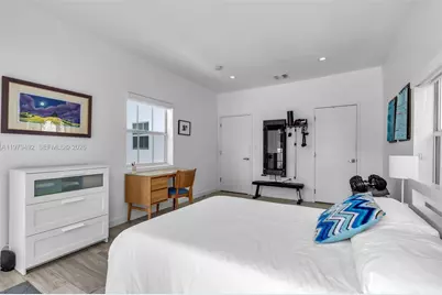 707 W 54th St, Miami Beach, FL 33140 - Photo 34