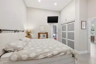 1166 SW 158th Way, Pembroke Pines, FL 33027 - Photo 10