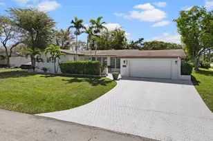 8620 SW 185th Terrace, Cutler Bay, FL 33157 - Photo 2