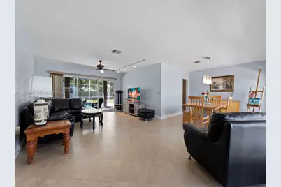 8620 SW 185th Ter, Cutler Bay, FL 33157 - Photo 6