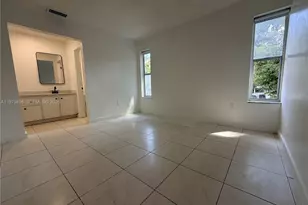 1525 NW 19th Terrace, Miami, FL 33125 - Photo 8