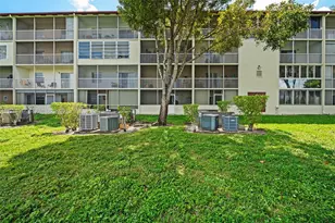 13255 SW 7th Ct, Pembroke Pines, FL 33027 - Photo 22