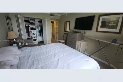 1965 S Ocean Dr #5Q, Hallandale Beach, FL 33009 - Photo 10