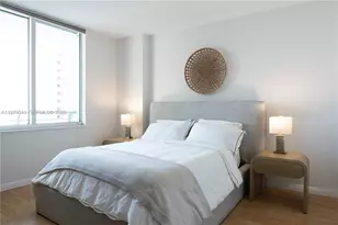 325 S Biscayne Blvd, Miami, FL 33131 - Photo 4