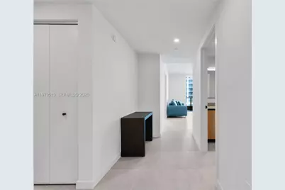121 NE 5th St #3112, Miami, FL 33132 - Photo 10