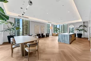 121 NE 5th St, Miami, FL 33132 - Photo 20