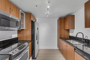 18800 NE 29th Ave, Aventura, FL 33180 - Photo 4