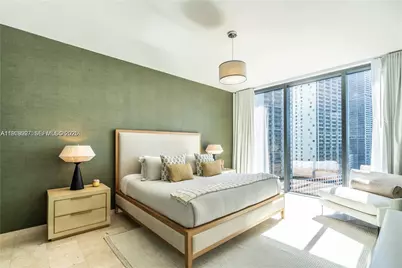 68 SE 6th St #1403, Miami, FL 33131 - Photo 10