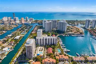 3600 Yacht Club Dr, Aventura, FL 33180 - Photo 28