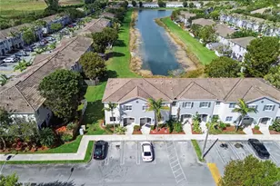 3070 SE 17th Ave, Homestead, FL 33035 - Photo 2