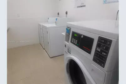 5401 Collins Ave #526, Miami Beach, FL 33140 - Photo 20