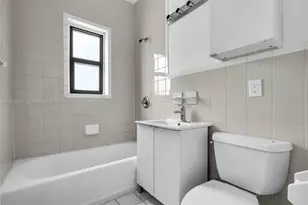 130 SW 31st Ct, Miami, FL 33135 - Photo 6