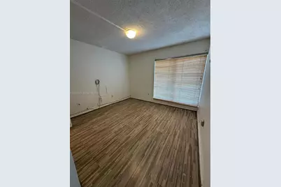 9170 Fontainebleau Blvd #406, Miami, FL 33172 - Photo 6