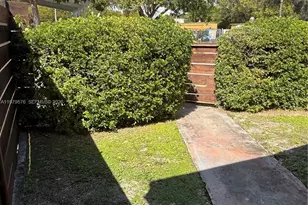 2421 SW 26th Terrace, Miami, FL 33133 - Photo 8