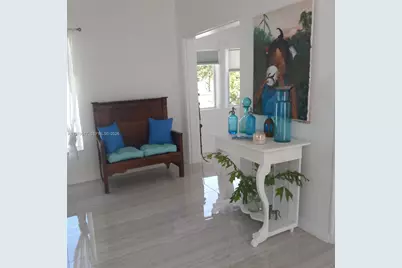 6910 Rue Notre Dame #0, Miami Beach, FL 33141 - Photo 12