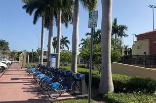 6910 Rue Notre Dame, Miami Beach, FL 33141 - Photo 18