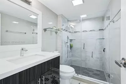 20379 W Country Club Dr #1436, Aventura, FL 33180 - Photo 12