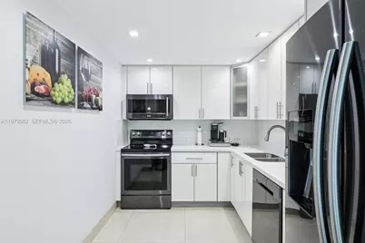 20379 W Country Club Dr #1436, Aventura, FL 33180 - Photo 8