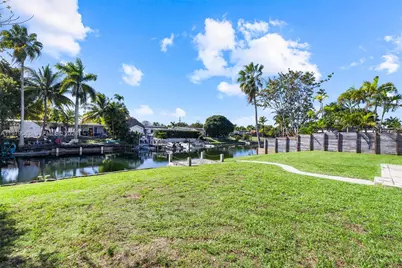 10750 SW 43rd Ln, Miami, FL 33165 - Photo 30