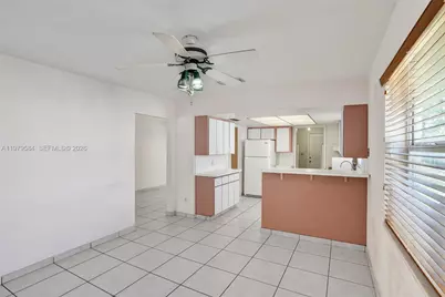 19830 SW 92nd Ave, Cutler Bay, FL 33157 - Photo 4