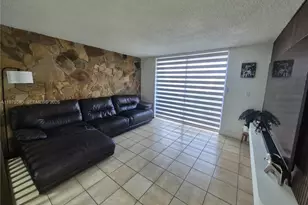 8405 NW 8th St, Miami, FL 33126 - Photo 2