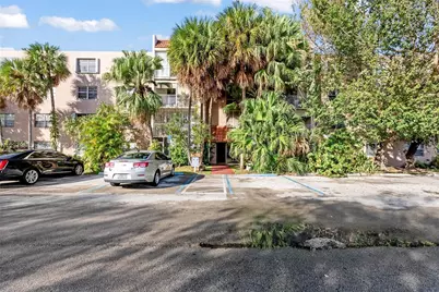 8405 NW 8th St #304, Miami, FL 33126 - Photo 24