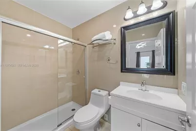 1761 SW 14th St, Miami, FL 33145 - Photo 20