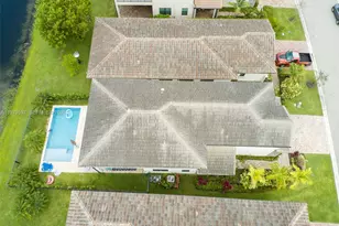 11826 SW 13th Ct, Pembroke Pines, FL 33025 - Photo 56