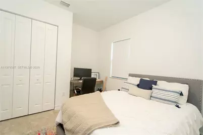 11826 SW 13th Ct, Pembroke Pines, FL 33025 - Photo 34