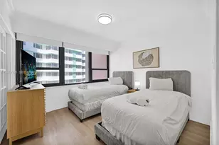 5225 Collins Ave, Miami Beach, FL 33140 - Photo 26
