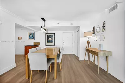 5225 Collins Ave #1214, Miami Beach, FL 33140 - Photo 12