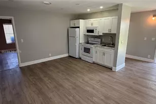 220 NW 12th St, Pompano Beach, FL 33060 - Photo 6