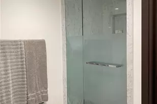 1000 Brickell Plaza, Miami, FL 33131 - Photo 16