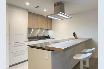 1000 Brickell Plaza #3807, Miami, FL 33131 - Photo 4