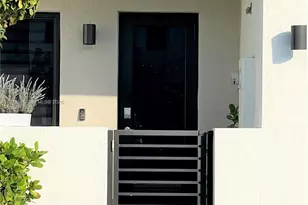 491 SW 91st Pl, Miami, FL 33174 - Photo 2