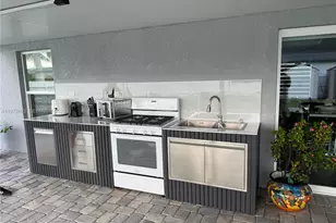 1119 Tropicana Parkway W, Cape Coral, FL 33993 - Photo 24