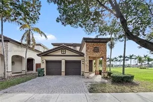 363 NE 25th Terrace, Homestead, FL 33033 - Photo 2