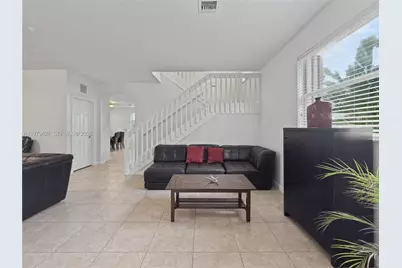 363 NE 25th Ter, Homestead, FL 33033 - Photo 14