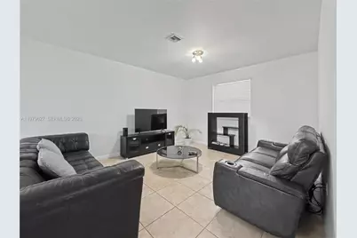 363 NE 25th Ter, Homestead, FL 33033 - Photo 44