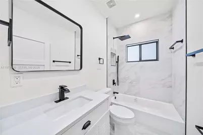 1735 NW 84th St, Miami, FL 33147 - Photo 20