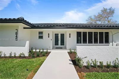 7845 SW 179th Ter, Palmetto Bay, FL 33157 - Photo 2